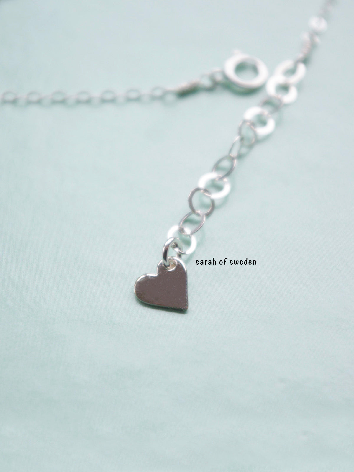 Tunt armband kedja med små kulor i sterling silver 925 minimalistiskt armband