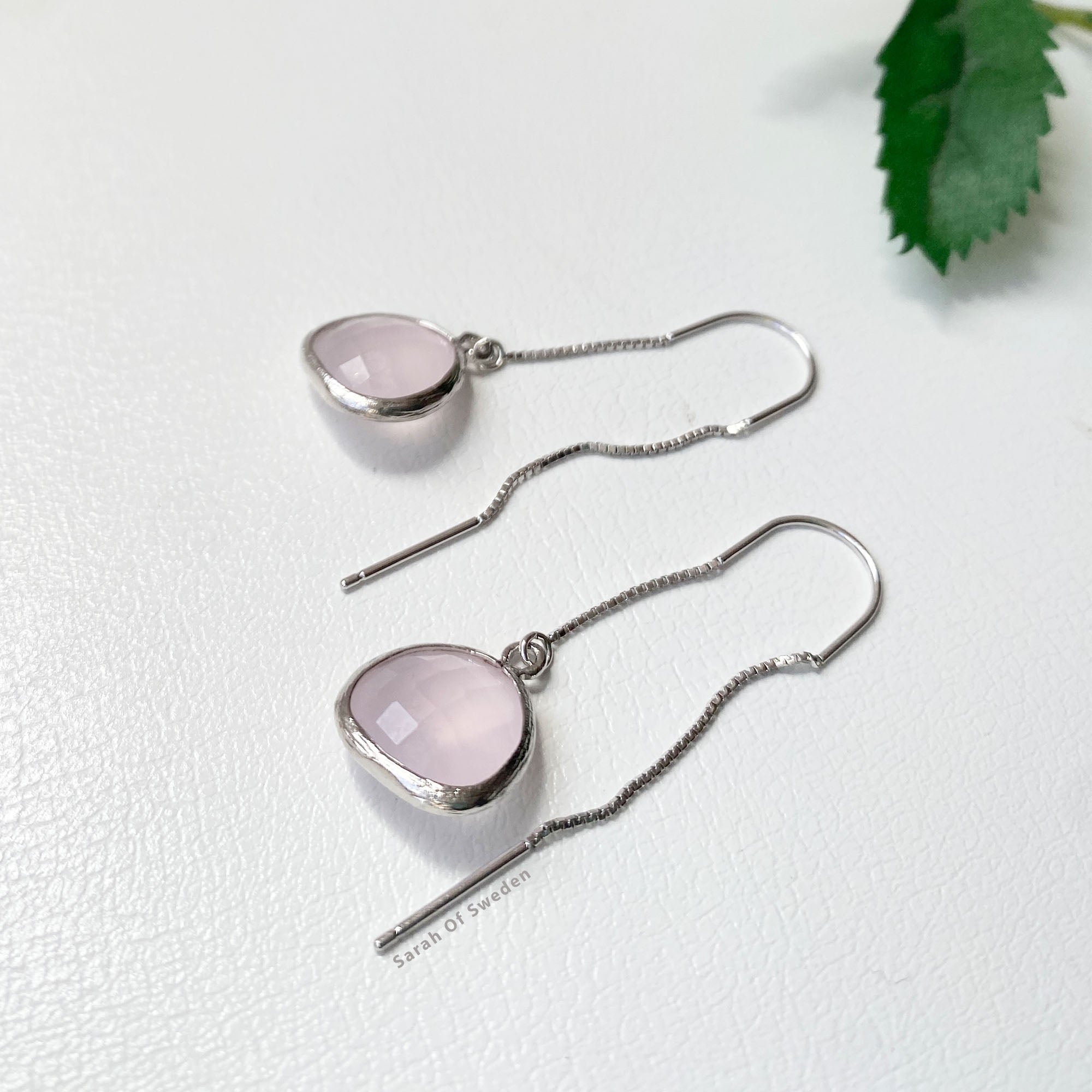 Örhängen dra igenom örat Sterling silver rosa glas