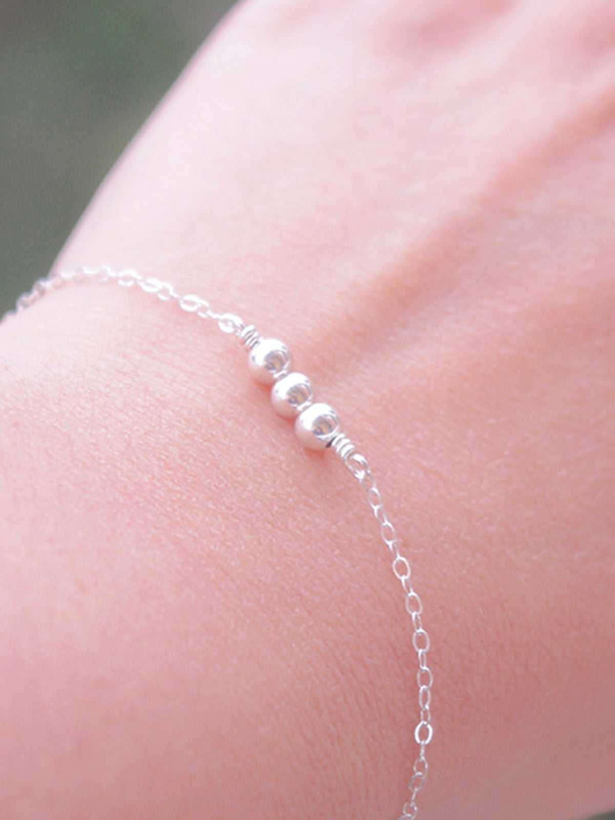 Tunt armband kedja med små kulor i sterling silver 925 minimalistiskt armband