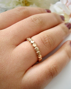 Kulring fasetterad hamrad ring guldfylld eller Sterling Silver