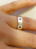 Sterling silver ring med cz månadssten, Bred ring med stenar i cubic zircon