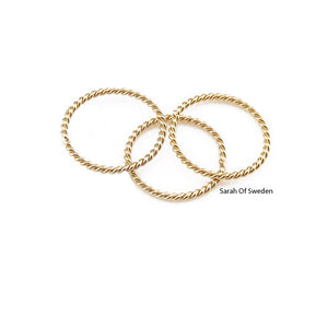 Snurrad ring 14k gold filled, twist ring, tumring, unisex ring