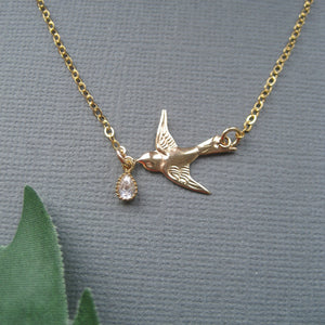 Flygande Svala guldfylld halsband, 14k gold filled halsband Svala med cubic zircon