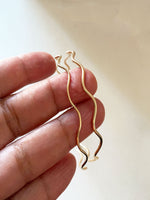 Armring vågig 14k gold filled, wave armband guldfylld