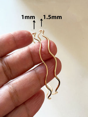 Armring vågig 14k gold filled, wave armband guldfylld